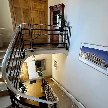 4 A 8 Personnes, Spacieux De Standing Classe 4 Etoiles Νιμ