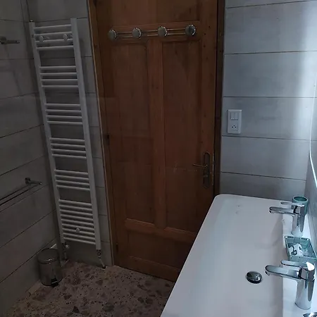 4 A 8 Personnes, Spacieux De Standing Classe 4 Etoiles * نيم