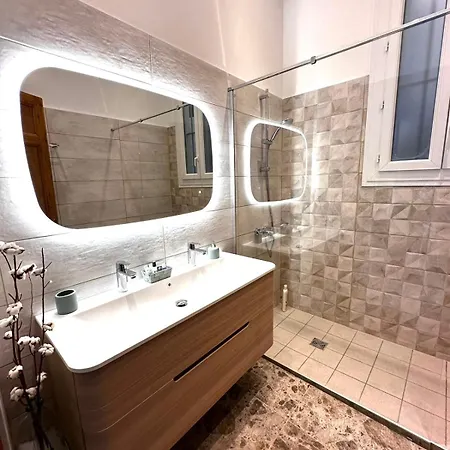 4 A 8 Personnes, Spacieux De Standing Classe 4 Etoiles شقة