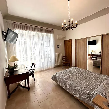 4 A 8 Personnes, Spacieux De Standing Classe 4 Etoiles Διαμέρισμα *