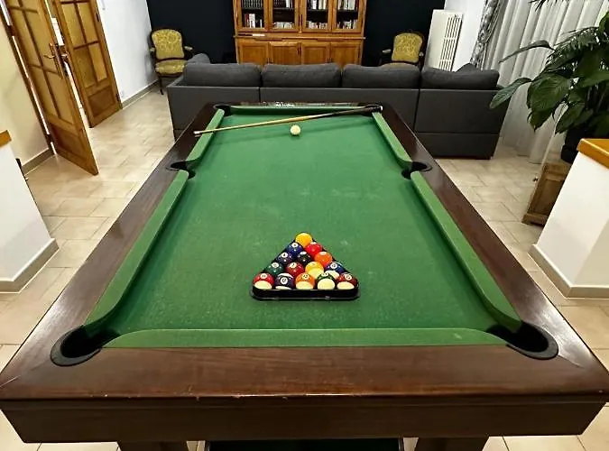 4 A 8 Personnes, Spacieux De Standing Classe 4 Etoiles * Nîmes