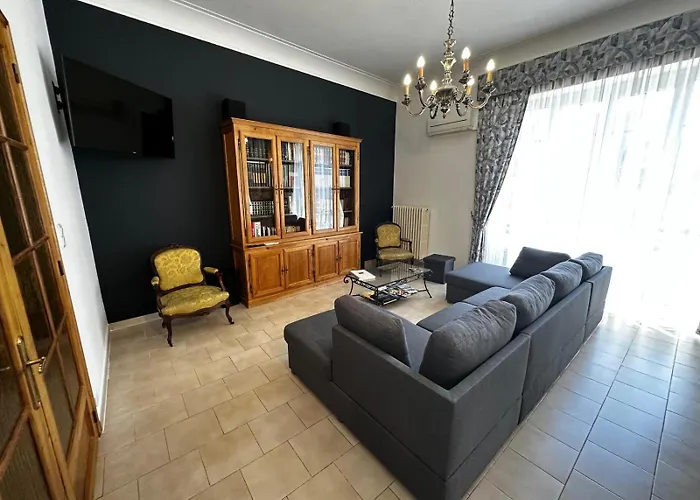 4 A 8 Personnes, Spacieux De Standing Classe 4 Etoiles