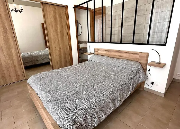 4 A 8 Personnes, Spacieux De Standing Classe 4 Etoiles